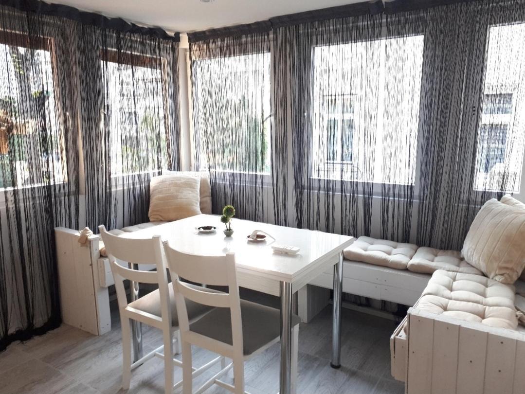 Center 4-bedroom Apartment